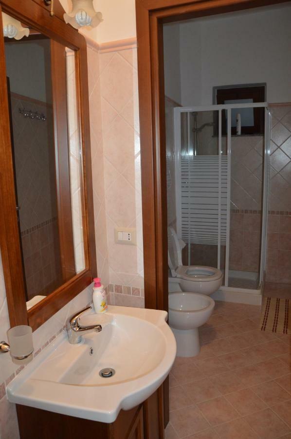 B&B Incantevole Vicolo Piraino Eksteriør billede
